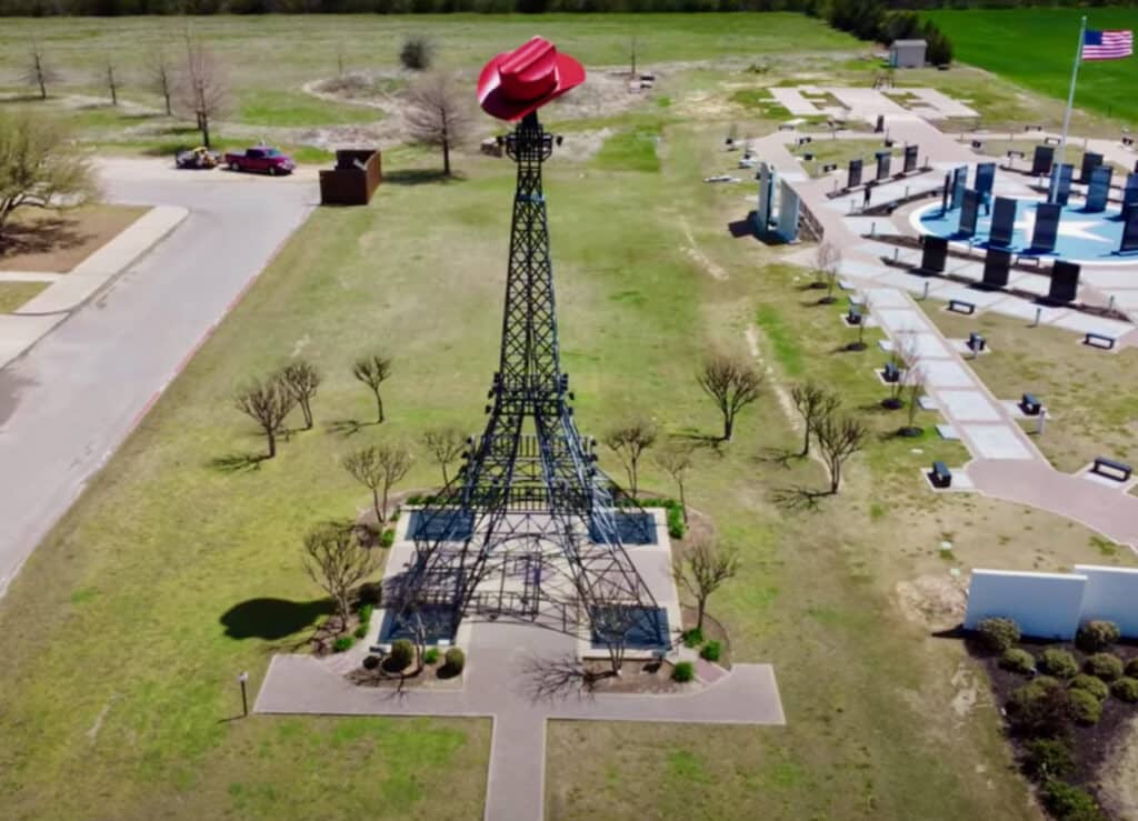 Monument-Tour-Eiffel-Tower-Paris-France : copie de la tour Eiffel à Paris, Texas.