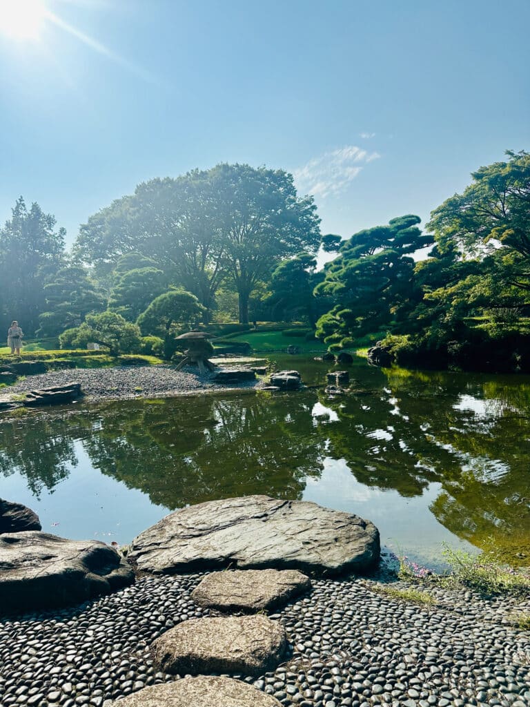 Japon-Tokyo-chateau-castle-dEdo-Tokyo-jardin-garden-Seiryu en