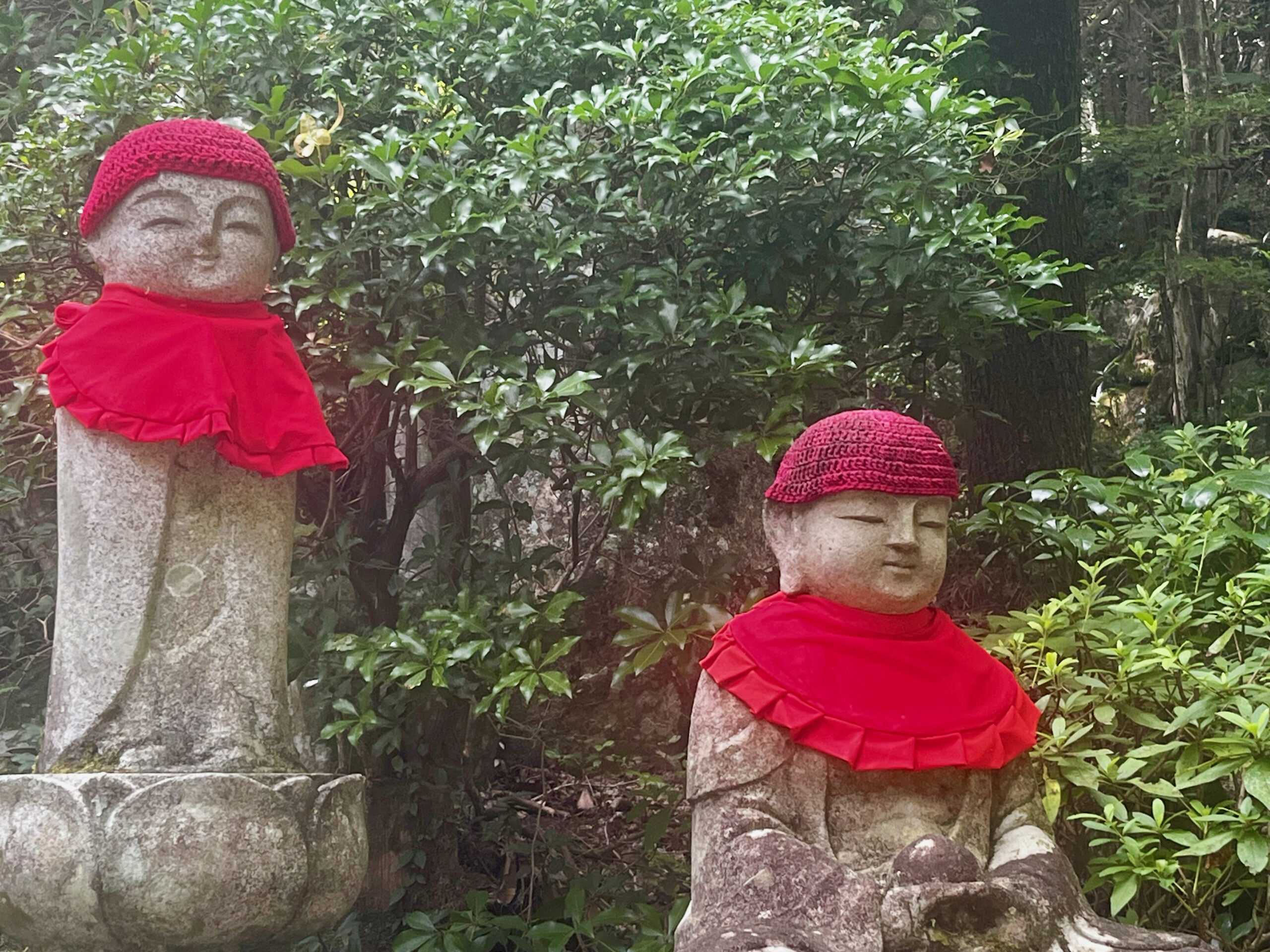 Japon-Hiroshima-Mitaki-dera-temple-bouddhisme-Shingon-Jizo-smile